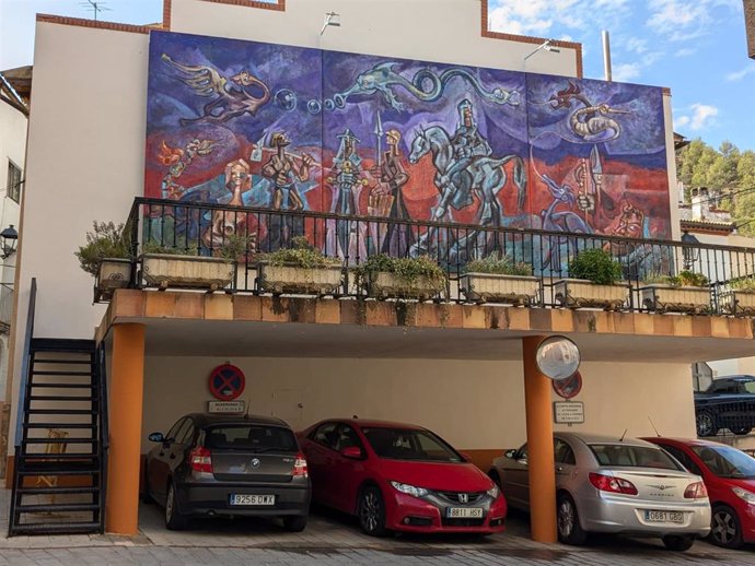 El mural se ha instalado en la calle Aragón