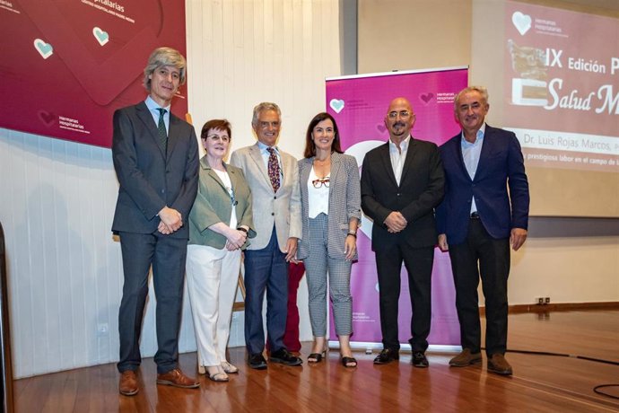 El psiquiatra e investigador ha recibido este miércoles IX Premio de Salud Mental del Centro Hospitalario Padre Menni