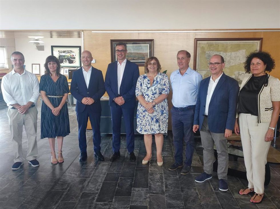 Miembros de la comisión mixta para la financiación de la Reserva de la Biosfera.