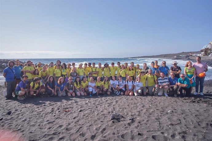 Foto de grupo de los jóvenes de la Ruta INTI