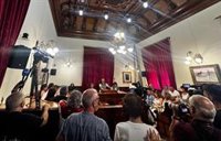 Prospera la moción de censura en Sueca y Julián Sáez arrebata la alcaldía a Dimas Vázquez (PSPV)