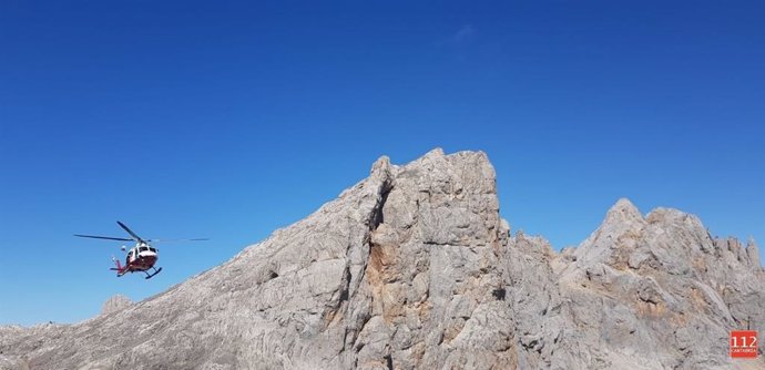 Rescatada en Picos de Europa una montañera de Madrid con traumatismo craneoencefálico