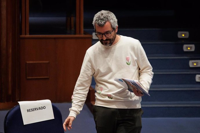 Archivo - El secretario de Estado de Sanidad, Javier Padilla, a su llegada a la clausura del acto ‘La salud del siglo XXI: los cuidados’, en el Ministerio de Sanidad, a 7 de mayo de 2024, en Madrid (España). 