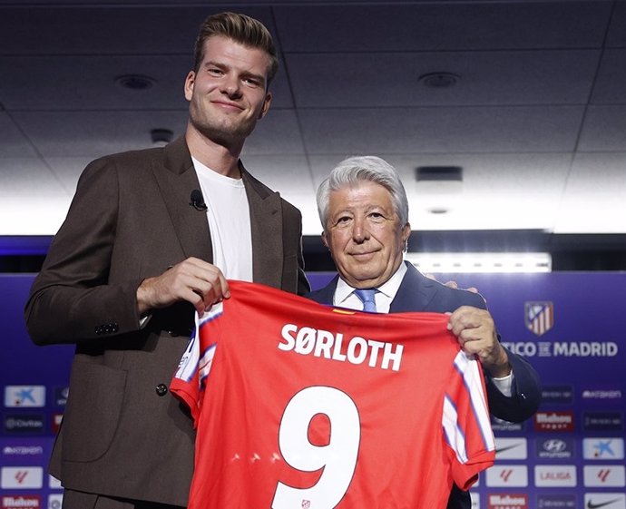 Alexander Sorloth y Enrique Cerezo