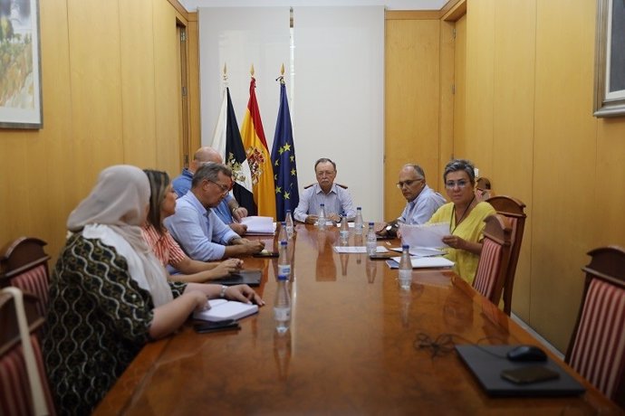 Reunión extraordinaria mantenida entre miembros del Ejecutivo.