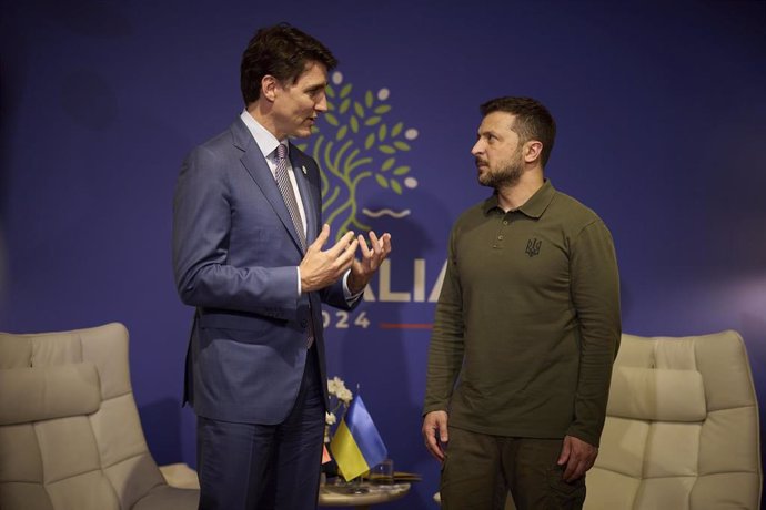 Archivo - Reunión entre el primer ministro de Canadá, Justin Trudeau, y el presidente de Ucrania, Volodimir Zelenski, en los márgenes de la cumbre de líderes del G7