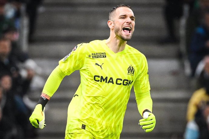 Archivo - Pau LOPEZ of Marseille during the French championship Ligue 1 football match between Olympique de Marseille and Paris Saint-Germain on March 31, 2024 at Orange Velodrome stadium in Marseille, France - Photo Matthieu Mirville / DPPI