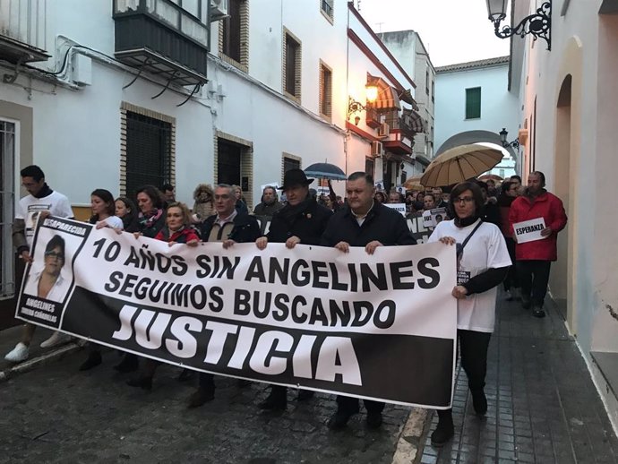 Archivo - Imagen de archivo de la manifestación con motivo de los diez años de la desaparición de Ángeles Zurera en Córdoba