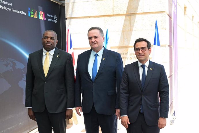 El ministro de Exteriores de Israel, Israel Katz, recibe a sus homólogos de Francia, Stéphane Séjourné, y Reino Unido, David Lammy