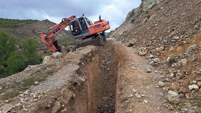 Obras de canalización de las Barriadas del Sur de Utrillas (Teruel).