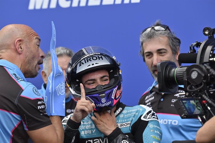 Archivo - ALONSO David (col), CFMoto Aspar Team, CF Moto Moto3, portrait celebrating his win during the 2024 Moto3 Michelin Grand Prix de France on the Circuit Bugatti from May 10 to 12, in Le Mans, France - Photo Studio Milagro / DPPI