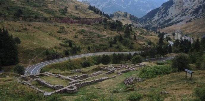 Vista del yacimiento de Santa Cristina de Somport, en Aísa.