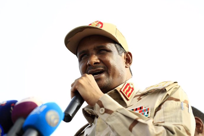 Archivo - El líder de las RSF de Sudán, Mohamed Hamdan Dagalo