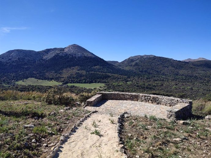 Mirador de la Nava en Parauta (Málaga)