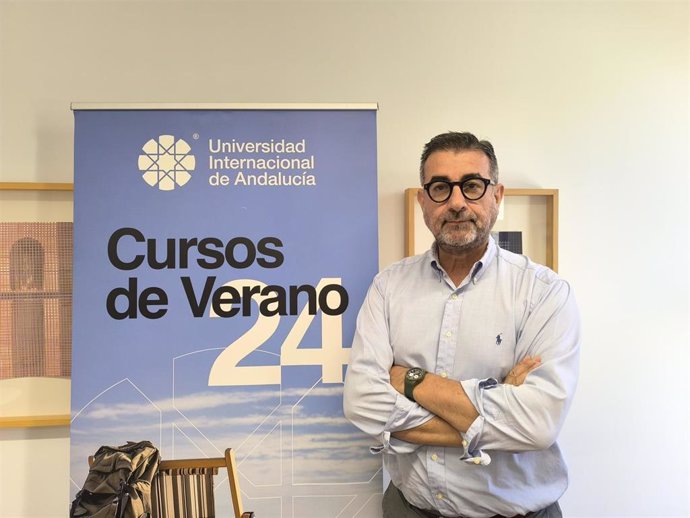 El director de la agencia pública para la gestión del Museo Casa Natal Pablo Ruiz Picasso, Colección del Museo Ruso y Centre Pompidou Málaga/Ayuntamiento de Málaga, José María Luna Aguiar, en la sede de la UNIA en Baeza (Jaén).