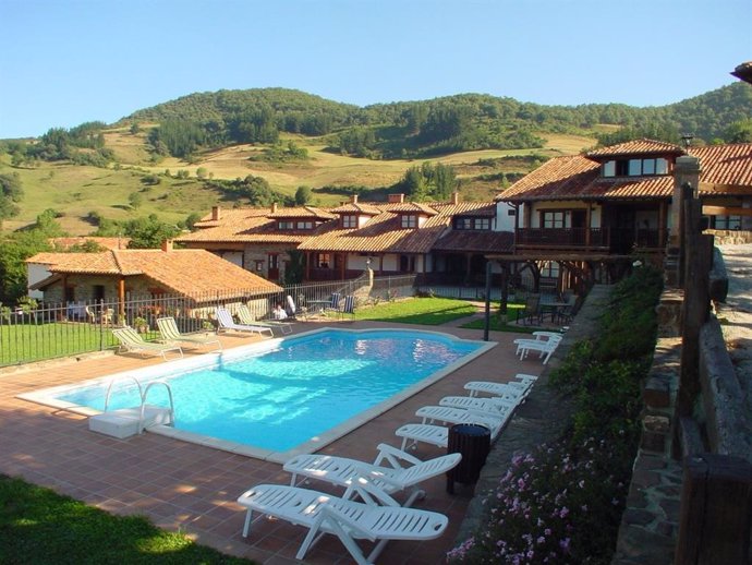 Archivo - Casa Rural en Potes (Cantabria). Turismo. Rural. Vacaciones. Puentes. Escapadas