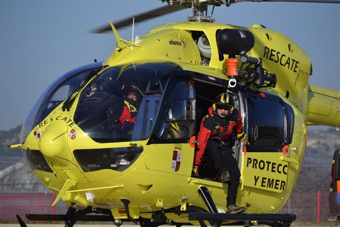 Helicóptero del Grupo de Rescate de la Junta.