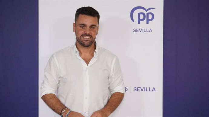 El secretario general del PP de Sevilla y diputado autonómico, José Ricardo García