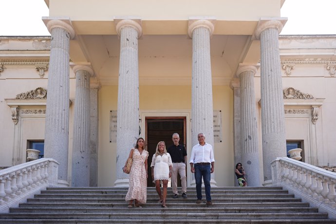 Rocío Albert, consejera de Economía, Hacienda y Empleo de la Comunidad de Madrid, visita la Finca de Vista Alegre