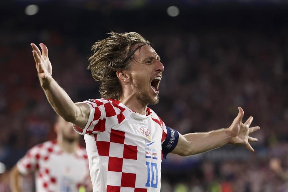 Archivo - Luka Modric celebra un gol con Croacia en la UEFA Nations League