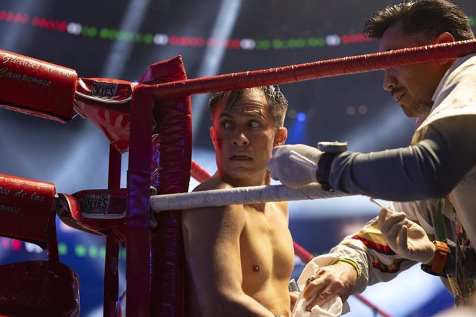 Gael García Bernal se sube al ring en La Máquina, la nueva serie de Disney+