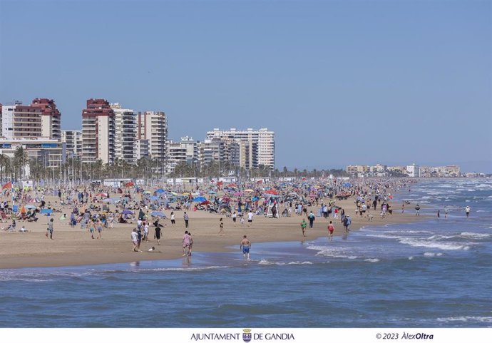 Archivo - Playa de Gandia (Valencia)