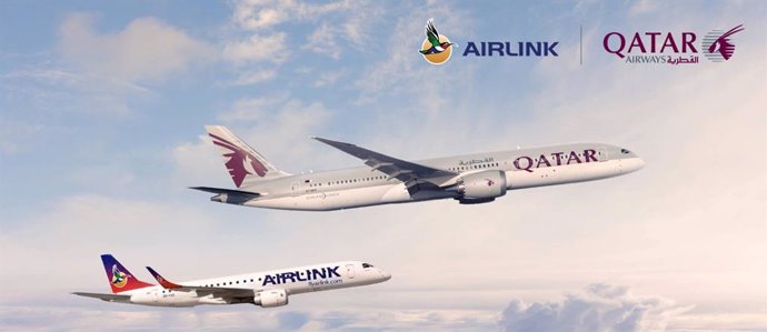 Qatar Airways adquiere un 25% de participación en la aerolínea sudafricana Airlink.