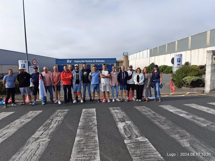 Segunda jornada de la huelga de los trabajadores de las ITVs gallegas