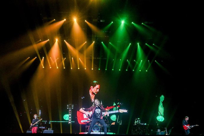 Archivo - La banda Maná durante su concierto en el WiZink Center, a 3 de julio de 2024, en Madrid (España). 