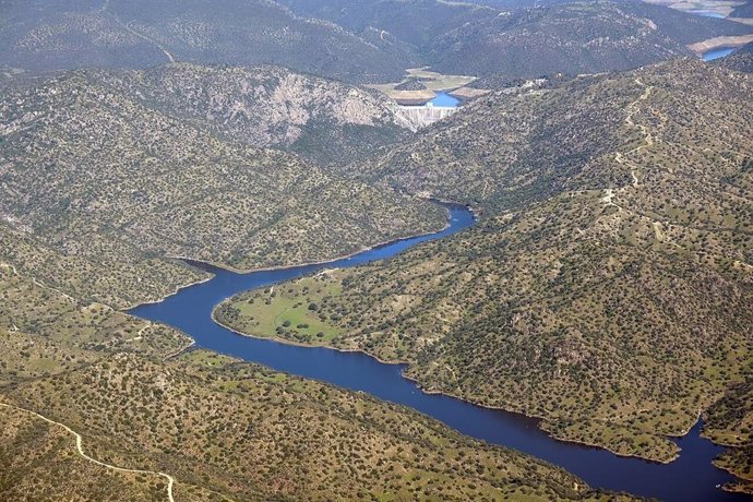 Archivo - Vista del embalse del Encinarejo en la Sierra de Andújar.