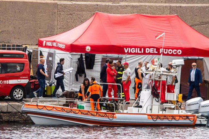 August 20, 2024, Palermo, Italy: The search for six missing people who were onboard the 56-metre Perini Navi sailing yacht Bayesian that sunk in Palermo, Italy yesterday morning (Monday 19 August) has entered its second.,Image: 900228835, License: Rights-