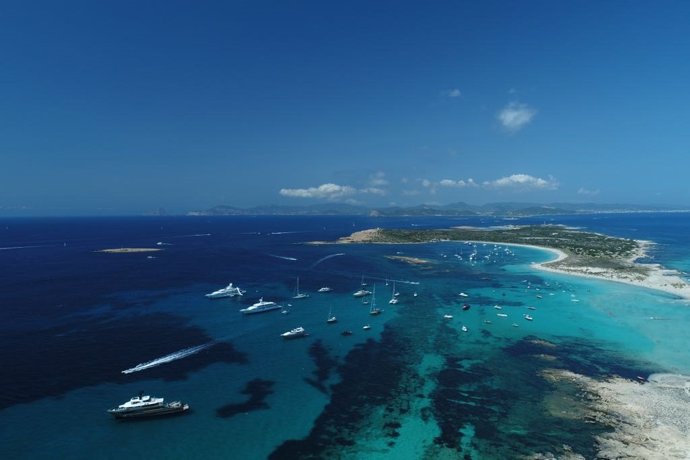 Archivo - Illetes de Formentera, Espalmador, Baleares, Aguas, barcos, turismo, mar