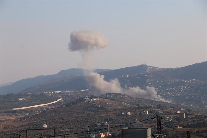 Ataque de Israel en la localidad libanesa de Kfarkela. 