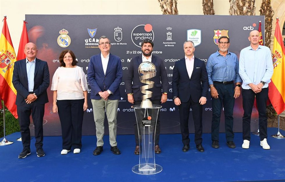 El Jefe Del Ejecutivo Regional, Fernando López Miras, Preside El Sorteo De Emparejamientos De La Supercopa Endesa Murcia 2024