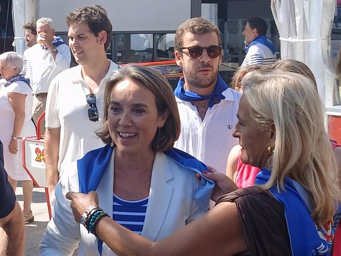 La secretaria general del PP, Cuca Gamarra, en las fiestas de Bilbao