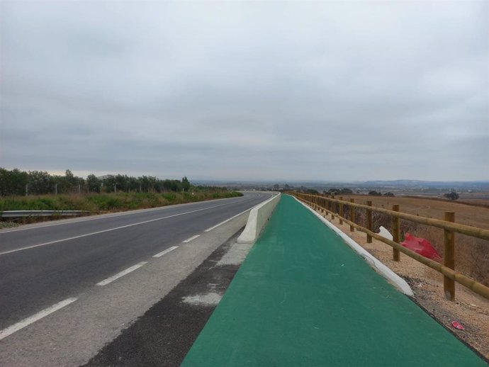 Carril bici entre Jerez y La Barca de la Florida.