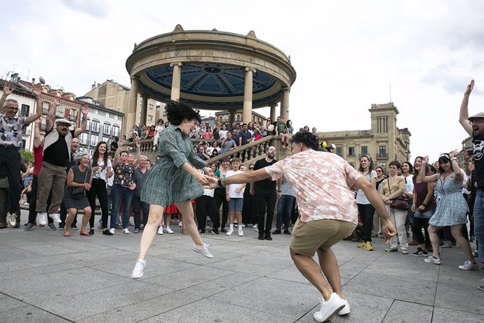 Archivo - Pamplona impulsará en los diferentes barrios de la ciudad actividades turístico-culturales novedosas en San Fermín, en los días de Escalerica y después de fiestas.