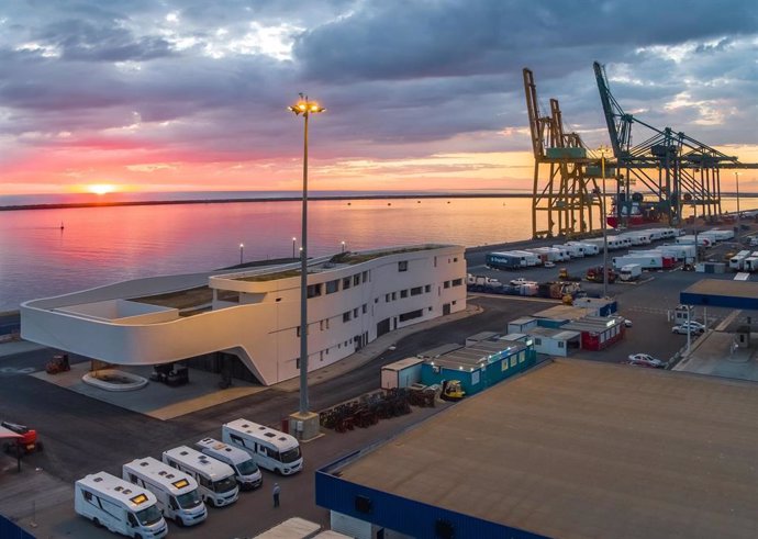 Muelle Sur del Puerto de Huelva.