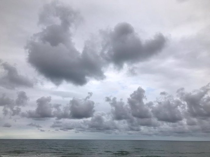 Archivo - Lluvia en Castellón