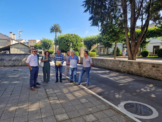 Visita de Alejandro Calvo a El Franco