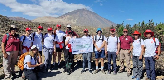 Visita al Teide en el campamento de voluntariado juvenil