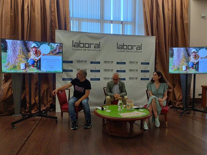 Presentación del Festival de Artes Escénicas en Espacio Singular 'Rincones y Recovecos', en Laboral Ciudad de la Cultura.