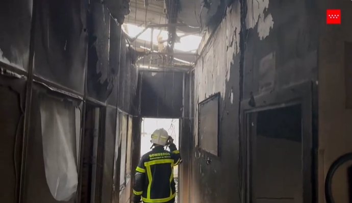 Arde sin heridos una nave dedicada a la instalación de telecomunicaciones en Villaviciosa de Odón