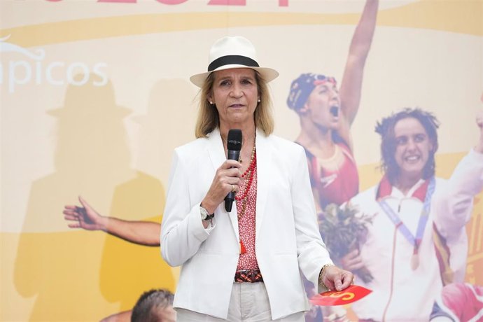 La infanta Elena en la despedida de los deportistas paralímpicos antes de los Juegos de París 2024