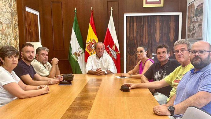 Reunión sobre la estación de tren de Andújar.