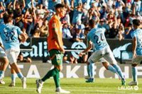 El Celta barre al Valencia y Conde y Ayoze dan un gran premio al Villarreal en el Pizjuán