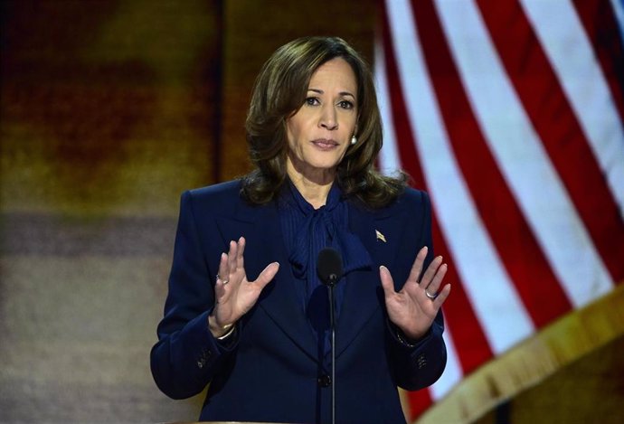 La vicepresidenta de Estados Unidos y candidata del Partido Demócrata a la presidencia,Kamala Harris, en el cuarto día de la Convención Nacional Demócrata de 2024