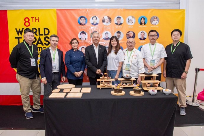 Jurado del 'I Concurso de tapas de Malasia'