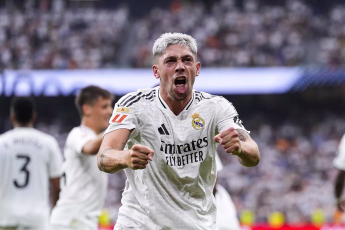 Fede Valverde, jugador del Real Madrid, celebrando el primer gol del Real Madrid ante el Valladolid.