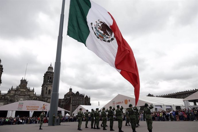 Archivo - Militares del Ejército mexicano